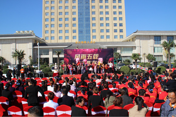 下载.jpg